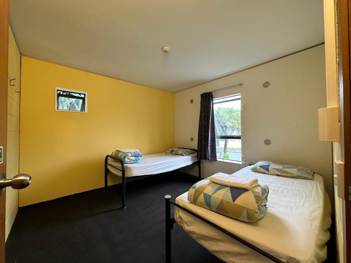 Hostel Around The World Backpackers Christchurch Exterior foto