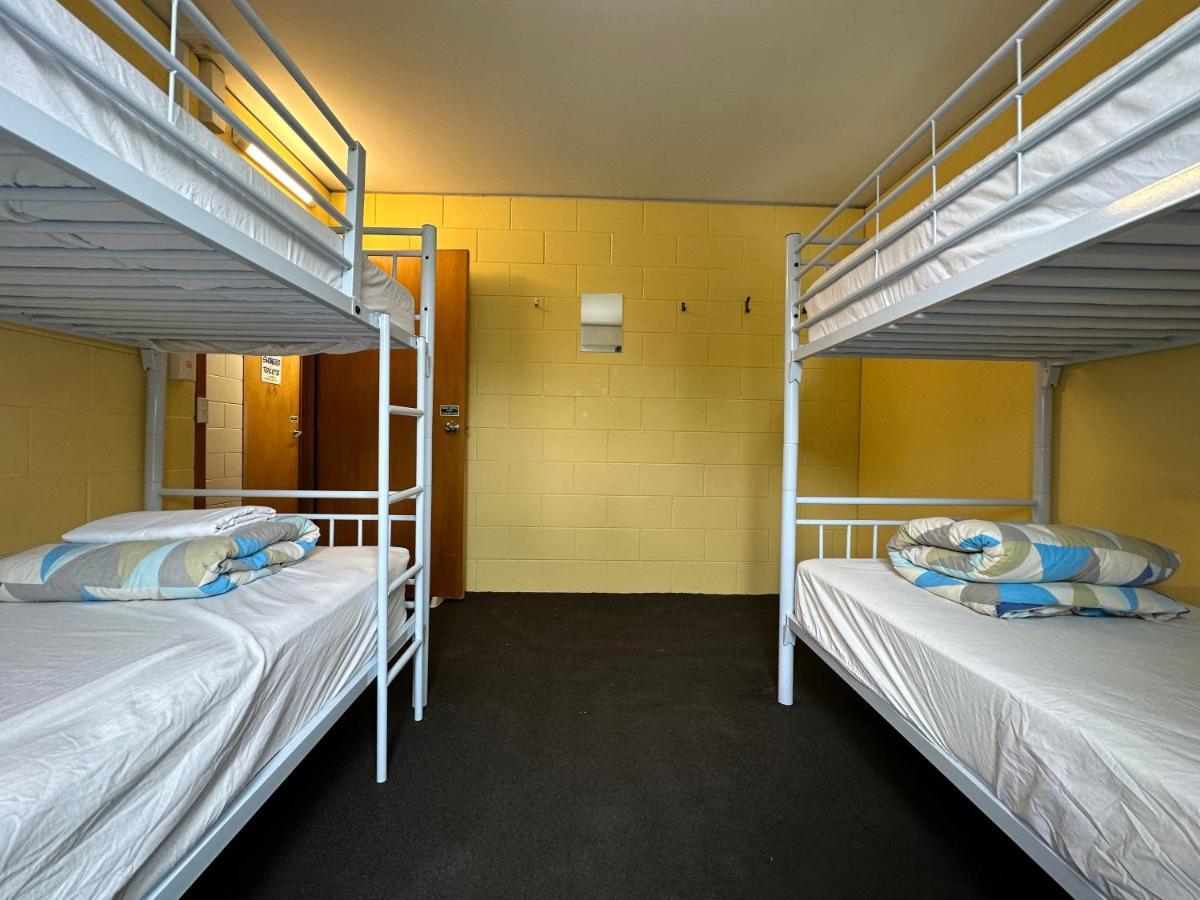 Hostel Around The World Backpackers Christchurch Exterior foto