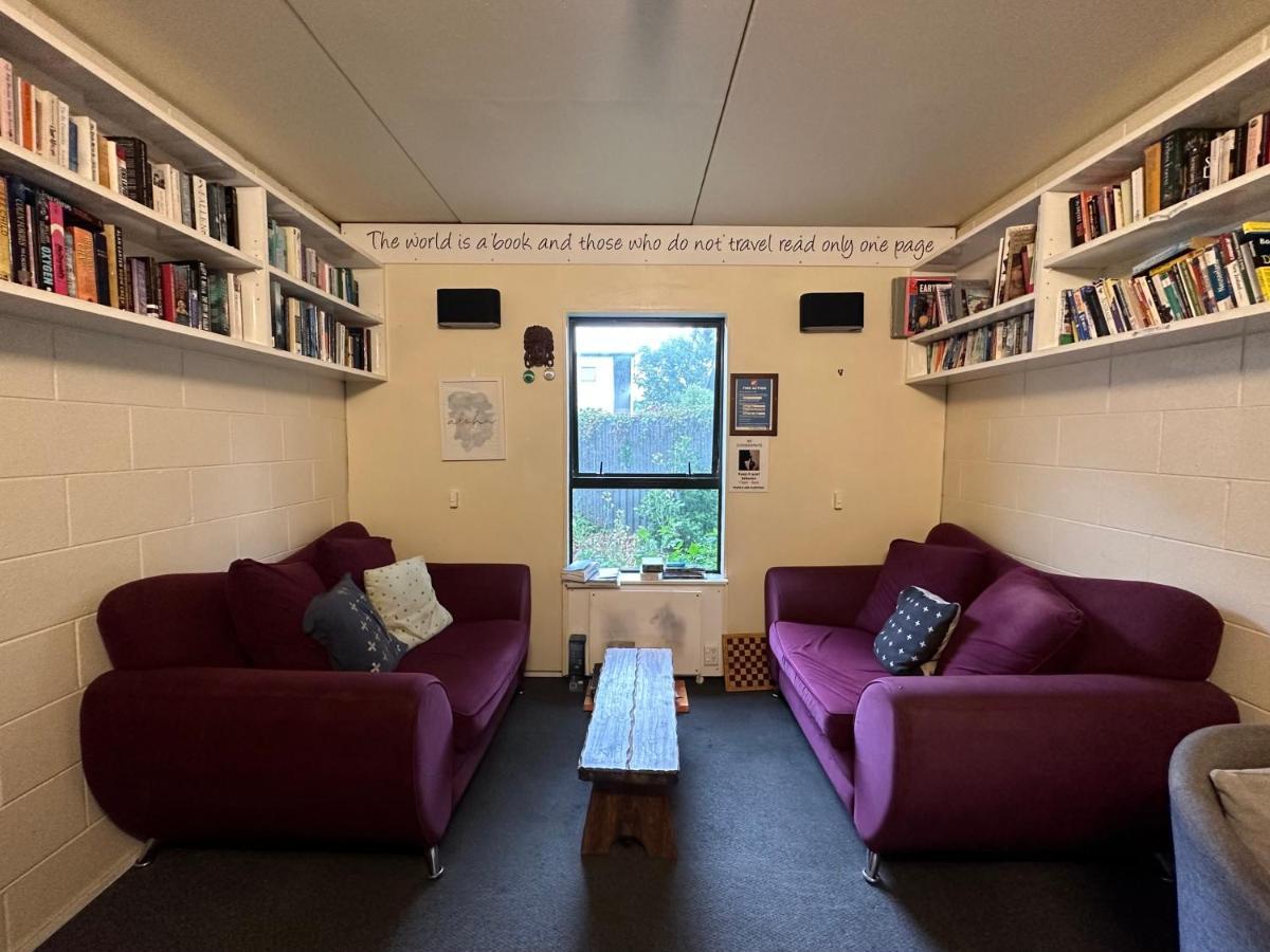 Hostel Around The World Backpackers Christchurch Exterior foto