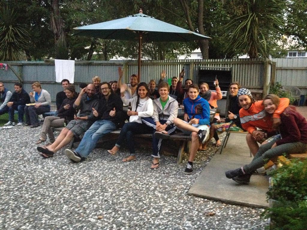 Hostel Around The World Backpackers Christchurch Exterior foto