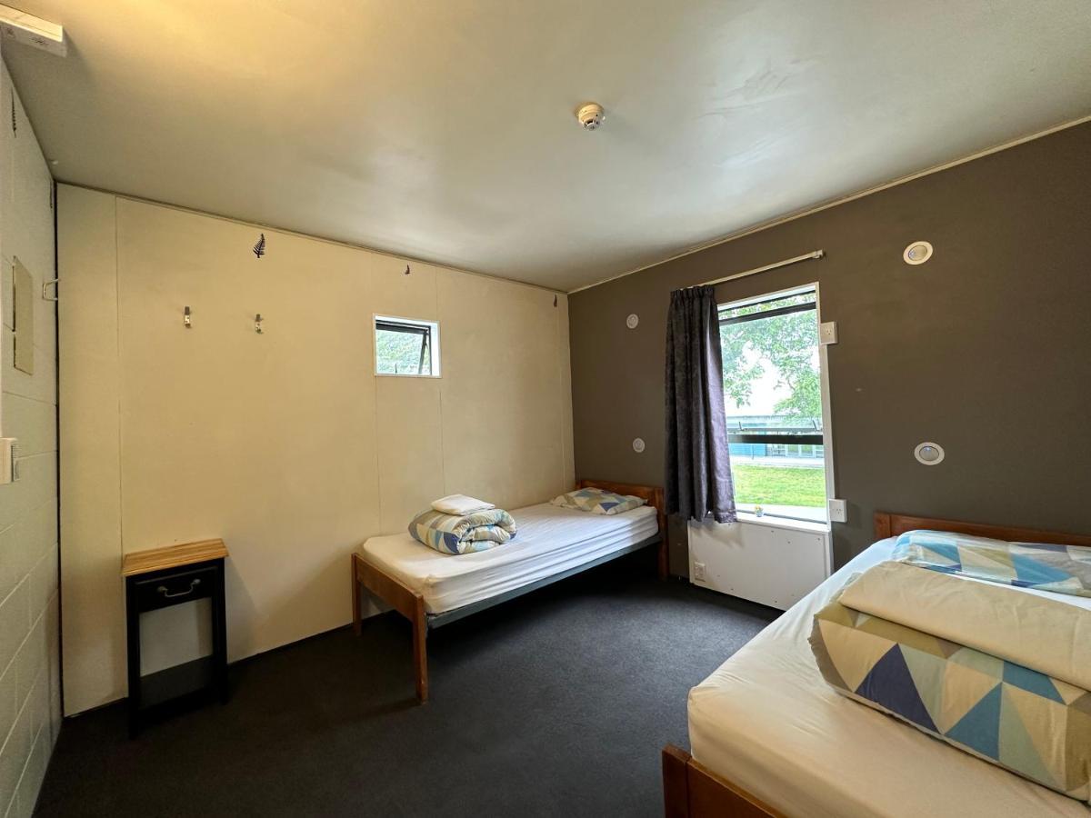 Hostel Around The World Backpackers Christchurch Exterior foto