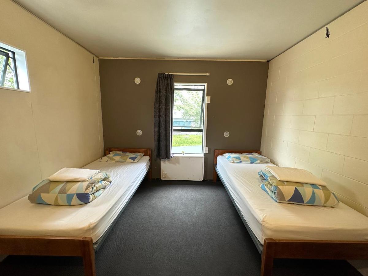 Hostel Around The World Backpackers Christchurch Exterior foto